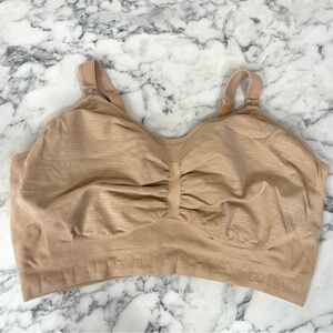Kindred Braverly sublime hands free pumping nursing  bra beige neutral 2X busty